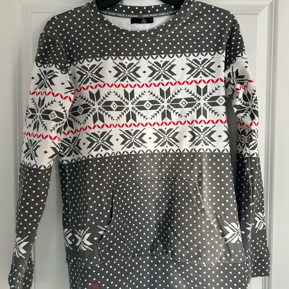 Gray, Red and White Winter patterned women’s crew neck sweatshirt